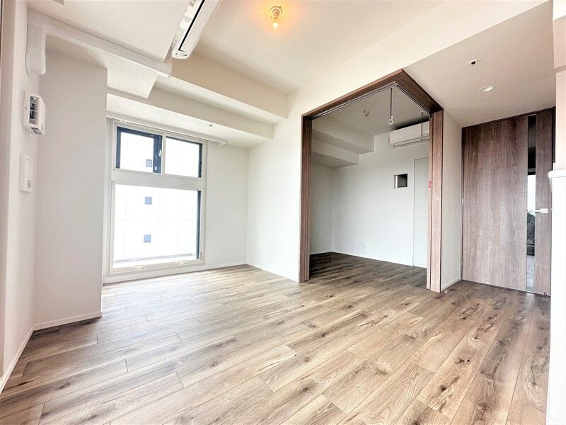 ONE ROOF RESIDENCE NISHINIPPORI の居間・リビング