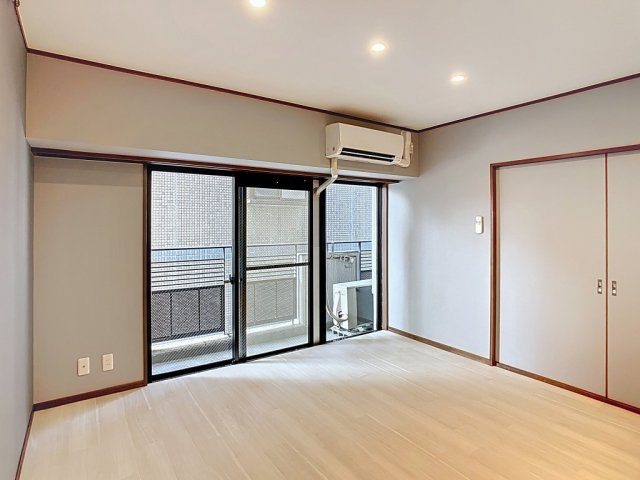 プレミアム金沢駅西の居間・リビング