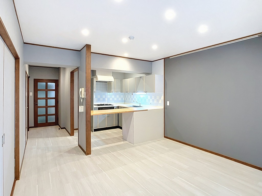 プレミアム金沢駅西の居間・リビング