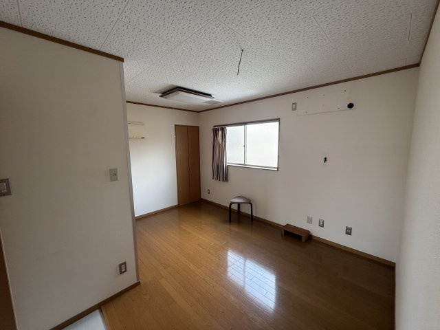 和歌山市吹屋町2丁目・倉庫・54698の洋室