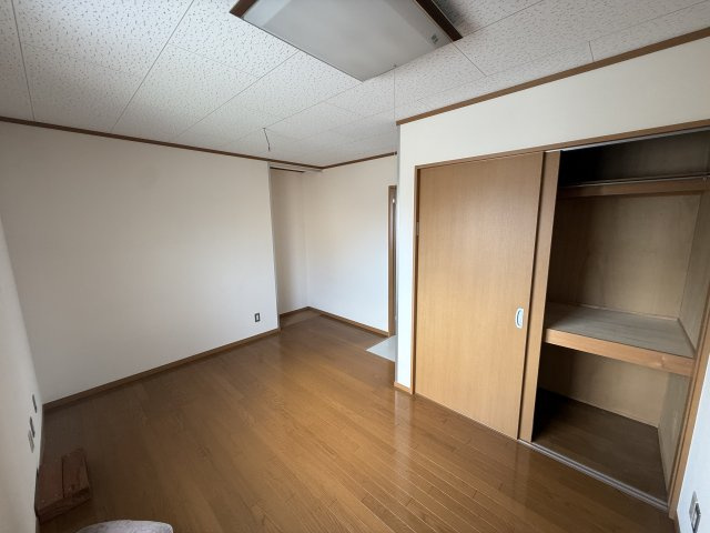 和歌山市吹屋町2丁目・倉庫・54698の洋室