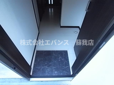 【玄関】 | ロイヤルコート | シンプルで使いやすい玄関です