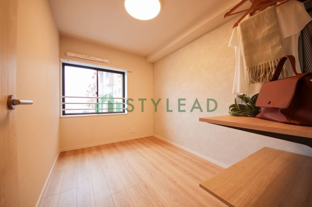 【洋室】 | 新川崎グランドハイツ