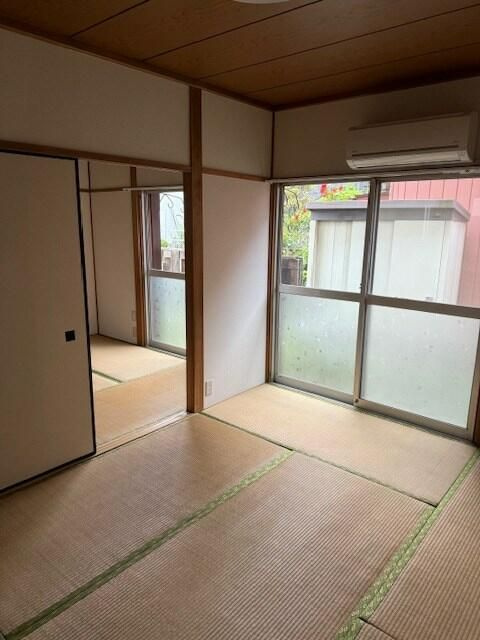 秋本コーポの居間・リビング