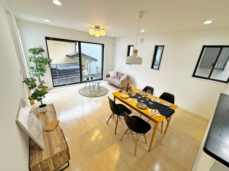 座間市広野台1丁目　中古戸建の居間・リビング|リビングです