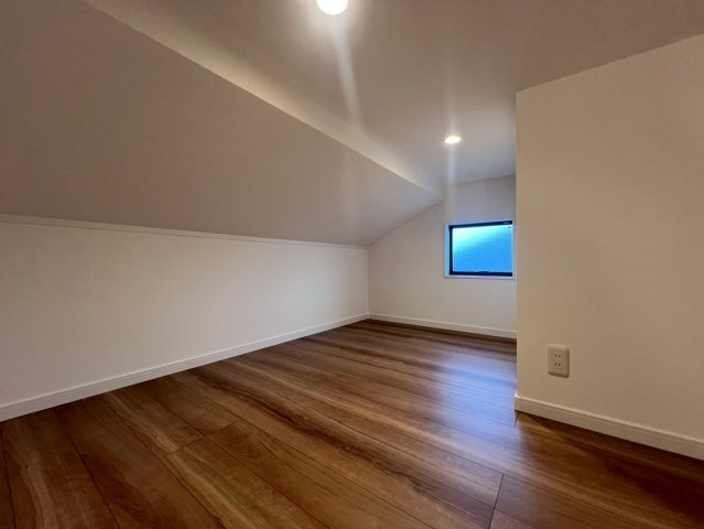 【キッチン】 | ～インフィーア Vol. 68　西東京市住吉町４丁目　ブランド新築戸建て～ | 【施工例】機能的に動きやすいL字型キッチンでお料理も快適です