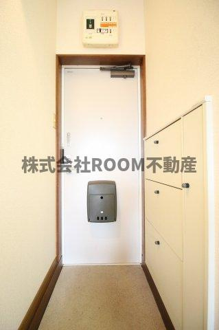 グリーン若葉の玄関|落ち着いた玄関です