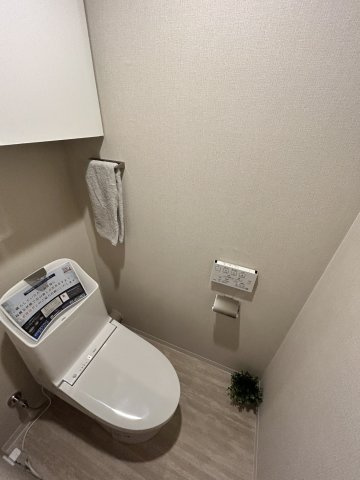 【トイレ】フローレスタ学園前 