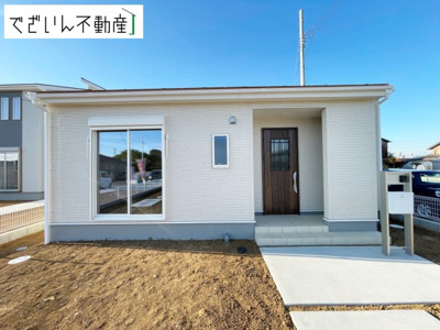 【外観】 | Livele Garden.S鴻巣市屈巣第4【平屋】新築住宅 | ≪2号棟≫
現地(2025年11月撮影)