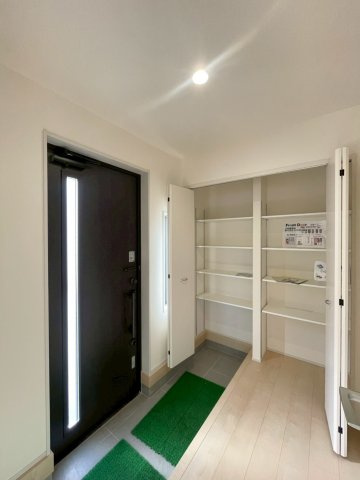 【玄関】 | 高崎市石原町第24　4号棟