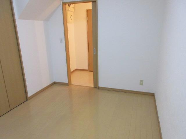 シンセイパレスの洋室