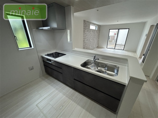 【キッチン】 | リビング階段　当社の近隣物件　栄町　全3棟　1号棟 | 同仕様施工例