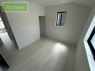 【洋室】 | リビング階段　当社の近隣物件　栄町　全3棟　1号棟 | 同仕様施工例