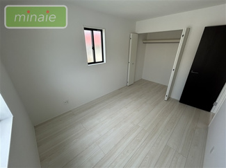 【洋室】 | リビング階段　当社の近隣物件　栄町　全3棟　1号棟 | 同仕様施工例