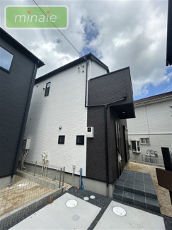 【外観】 | リビング階段　当社の近隣物件　栄町　全3棟　1号棟 | 同仕様施工例