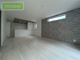 【居間・リビング】 | リビング階段　当社の近隣物件　栄町　全3棟　1号棟 | 同仕様施工例