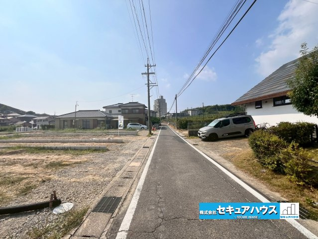【今からご案内可能】大府市長根町6丁目　全5棟　の前面道路含む現地写真|事前予約にて現地ご見学いただけます！お気軽にお問い合わせください♪
■株式会社　セキュアハウス■
住宅ローンに強く、知識、経験豊富なスタッフ在籍
お客様に寄り添い、ご成約後もサポート致します