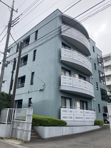 サニークレスト百合ヶ丘の外観