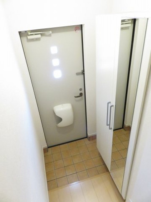 【玄関】 | ルーチェ・ソラーレⅠ