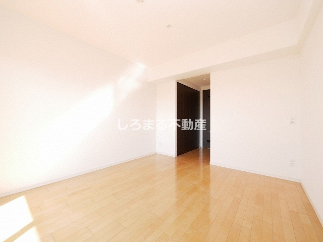 グラマシー京橋の居間・リビング