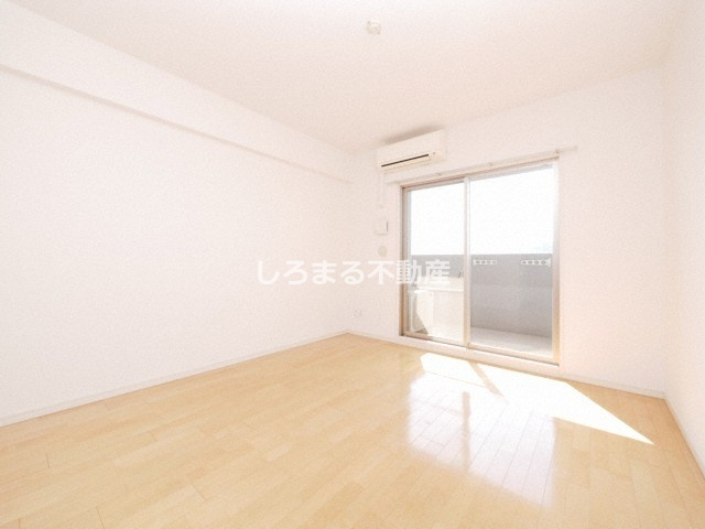 グラマシー京橋の居間・リビング