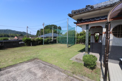 【庭】 | さつま町田原字柴立 戸建 | 庭1