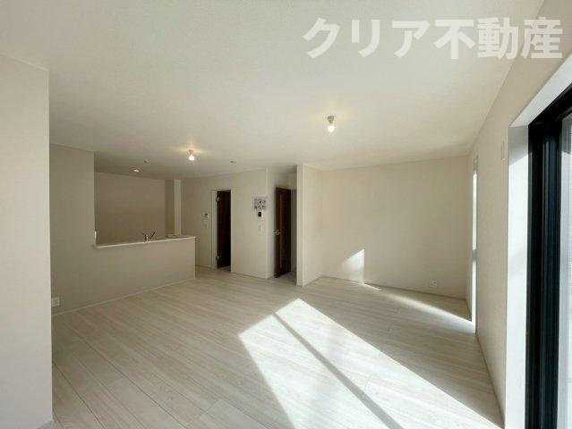 【居間・リビング】 | 高崎市石原町第24　6号棟