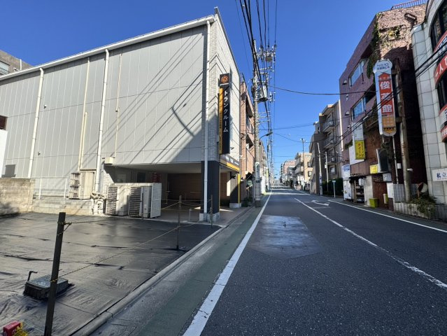 練馬区関町北4丁目　駅チカ×整形地　建築条件なし　限定1区画　の前面道路含む現地写真