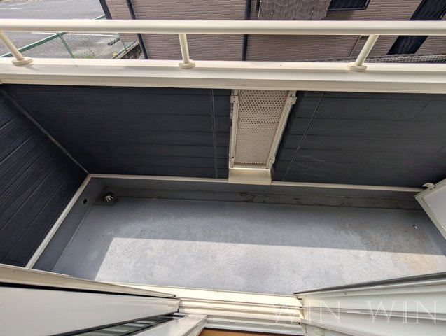 ヴィラス新栄のバルコニー