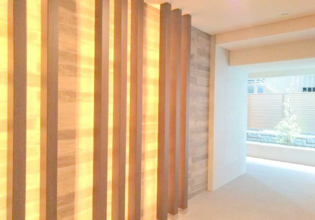 クレイシア三軒茶屋　ネット無料　分譲賃貸　高層階のロビー