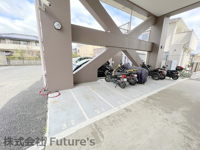 ロータリーパレス三郷金町のその他共用部分|バイク置場（空き・料金要確認）
