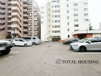 【駐車場】 | ライオンズマンション円山第2 | 平面駐車場です。