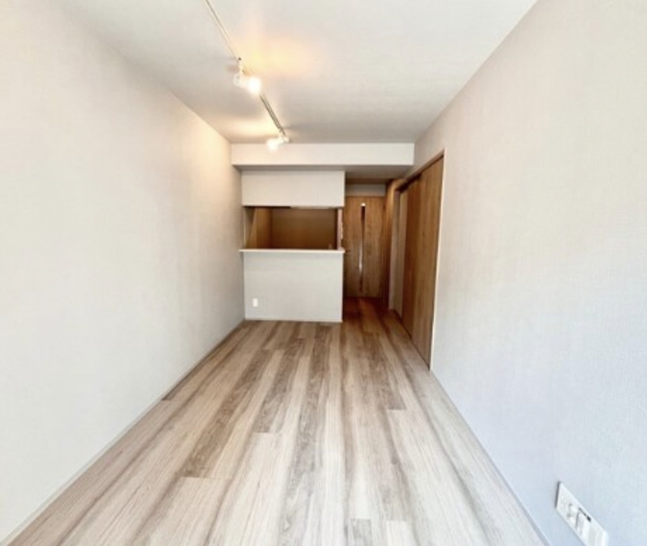 オープンブルーム浅草橋の内装