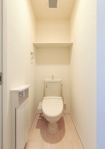 熊本市中央区坪井２丁目の賃貸マンションのトイレ