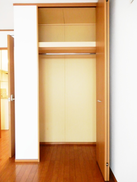 ラフィーネ野沢の収納