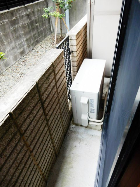 ラフィーネ野沢のバルコニー