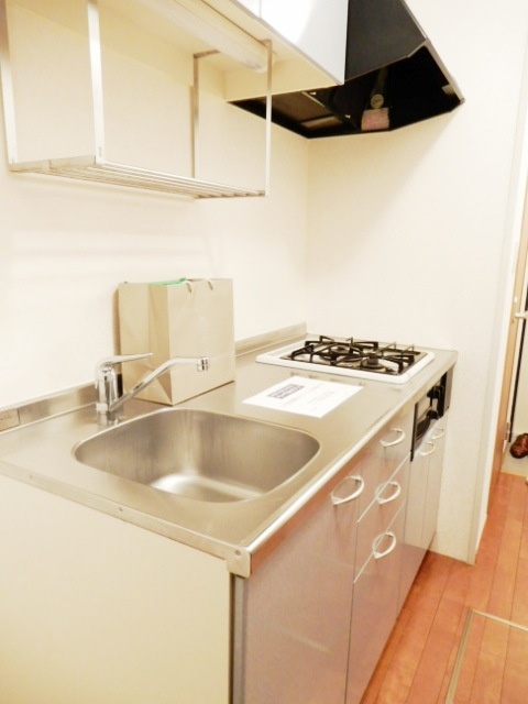 ラフィーネ野沢のキッチン