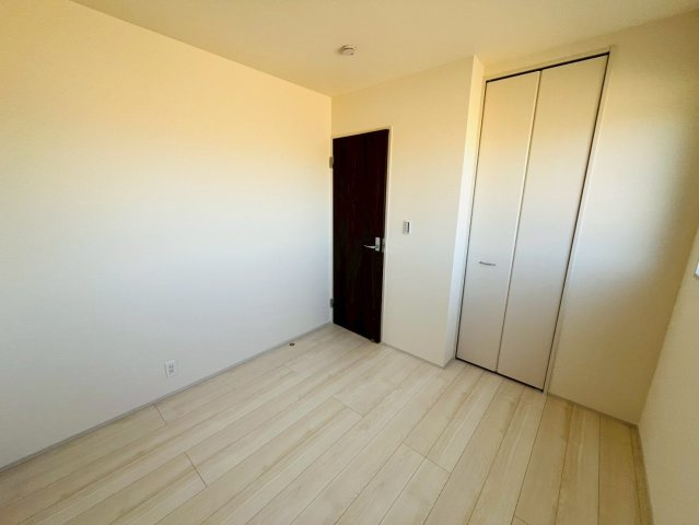 【Livele Garden】　古河市鴻巣　第６　全4邸の洋室|〇２号棟　洋室　4.69帖〇
お子様ひとりひとりにお部屋を持たせることができます♪
2026年1月撮影