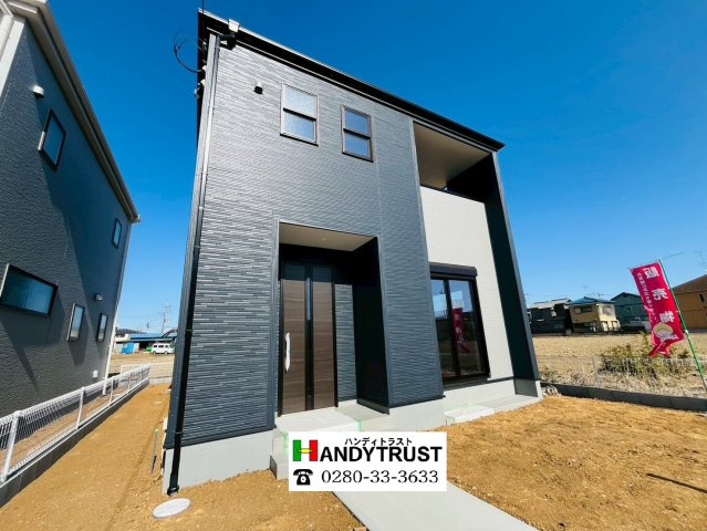 【Livele Garden】　古河市鴻巣　第６　全4邸