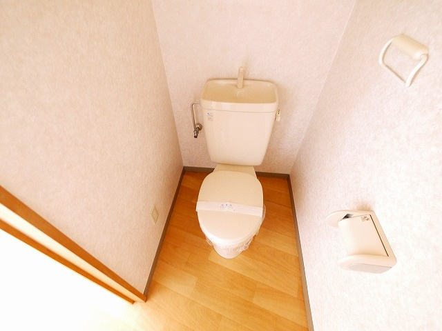 阪奈宝来タカハシ店舗のトイレ
