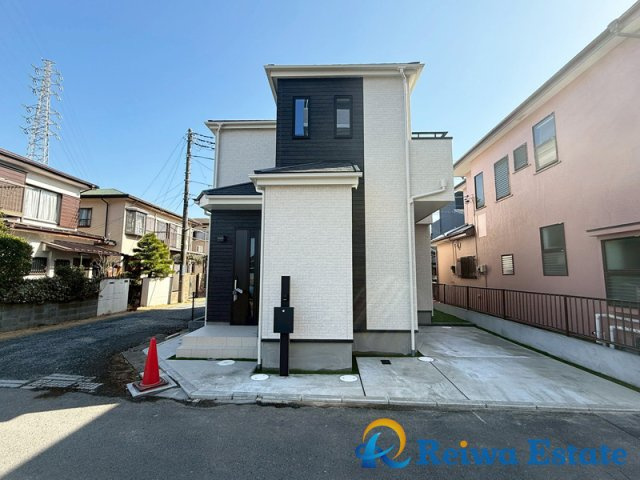 新築戸建　茅ヶ崎市香川4丁目の外観|お車だけでなく自転車やバイクの駐輪スペースもございます！