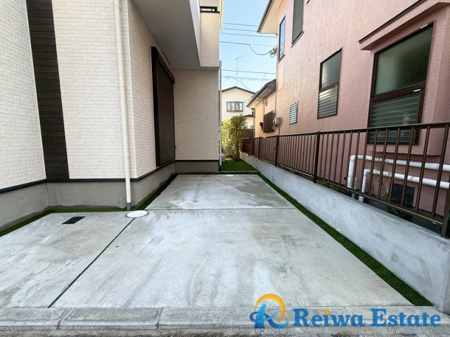 新築戸建　茅ヶ崎市香川4丁目の駐車場|お車を所有される方に嬉しいカースペース。