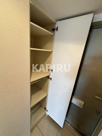 グラマシー京橋の玄関