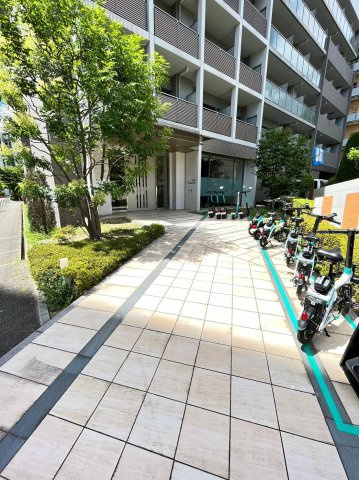 グラマシー京橋のロビー