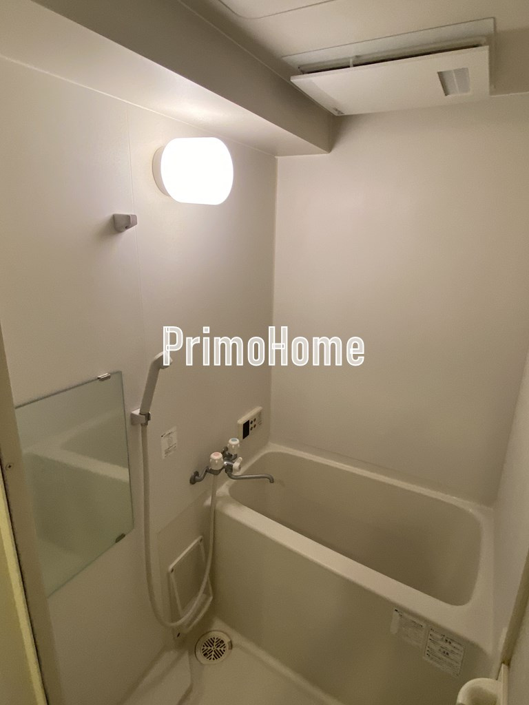 TIレガーロの浴室