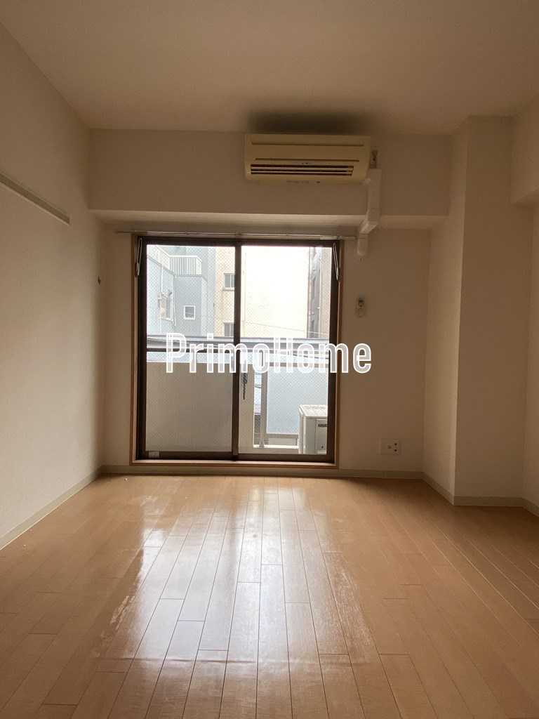 TIレガーロの洋室