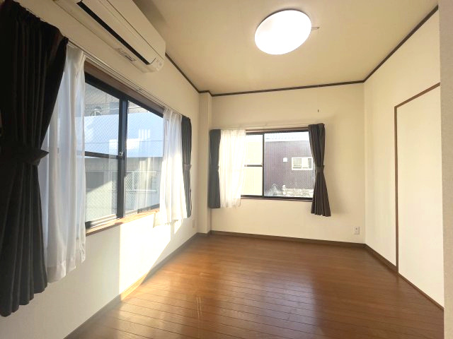 【洋室】 | 中古一戸建　高知市桜井町1丁目 | ３階5.5帖洋室