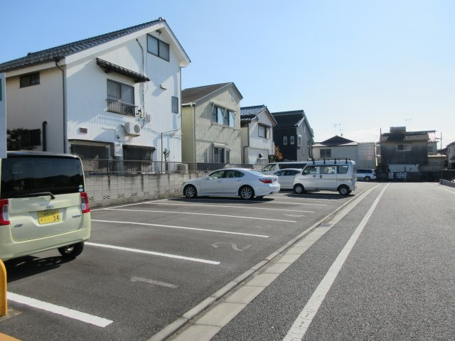 S1パーキングの外観