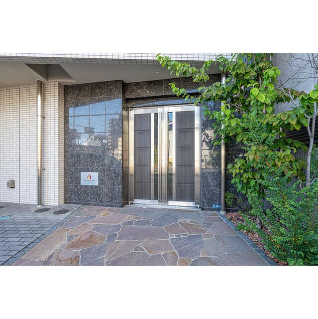 グランカーサ三ノ輪のエントランス