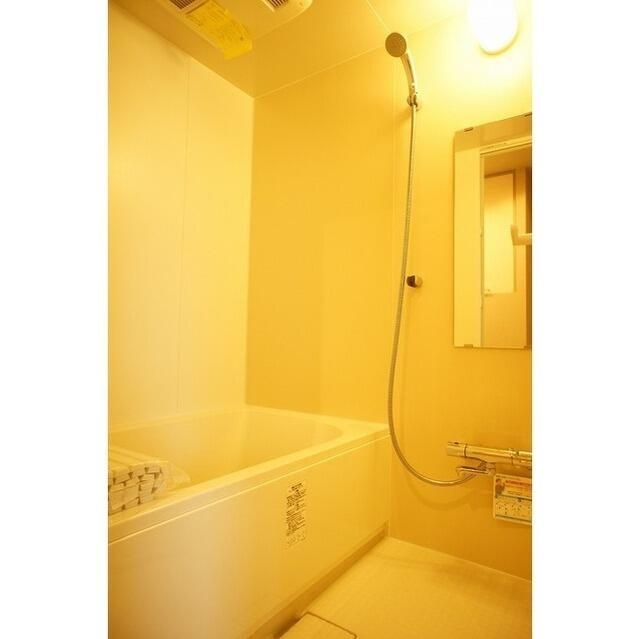 グランカーサ三ノ輪の浴室